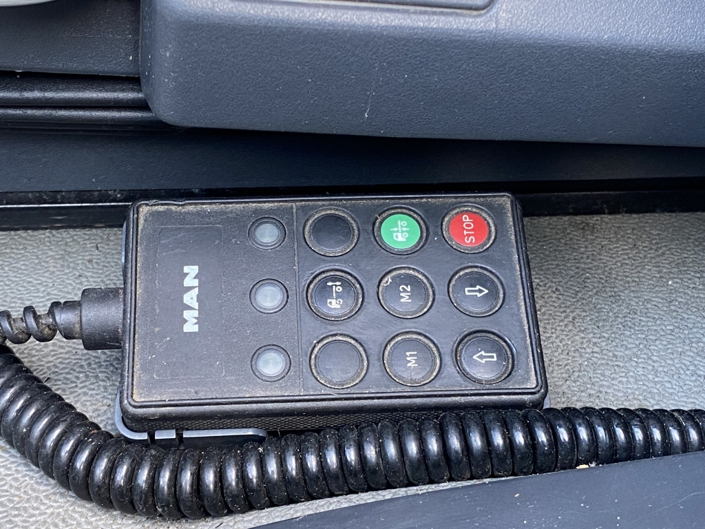 MAN TGL 12.240 7,2mKoffer Klimaaut LBW AutomatikAHK - Грузовик с закрытым кузовом: фото 3 MAN TGL 12.240 7,2mKoffer Klimaaut LBW AutomatikAHK - Грузовик с закрытым кузовом: фото 3