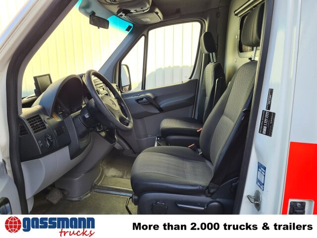 Mercedes-Benz Sprinter 316 KA 4x2, Rettungswagen - Цельнометаллический фургон: фото 5 Mercedes-Benz Sprinter 316 KA 4x2, Rettungswagen - Цельнометаллический фургон: фото 5