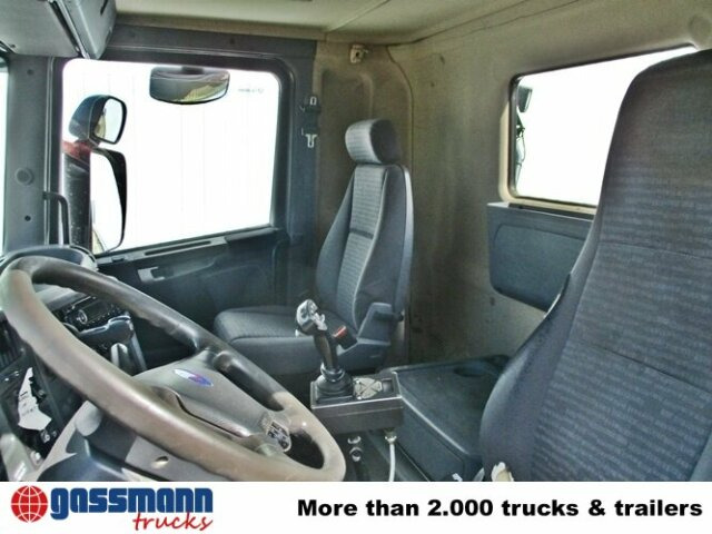 Scania R420 CB 8x4 MNZ, Retarder, Euro4 - Крюковой мультилифт: фото 4 Scania R420 CB 8x4 MNZ, Retarder, Euro4 - Крюковой мультилифт: фото 4