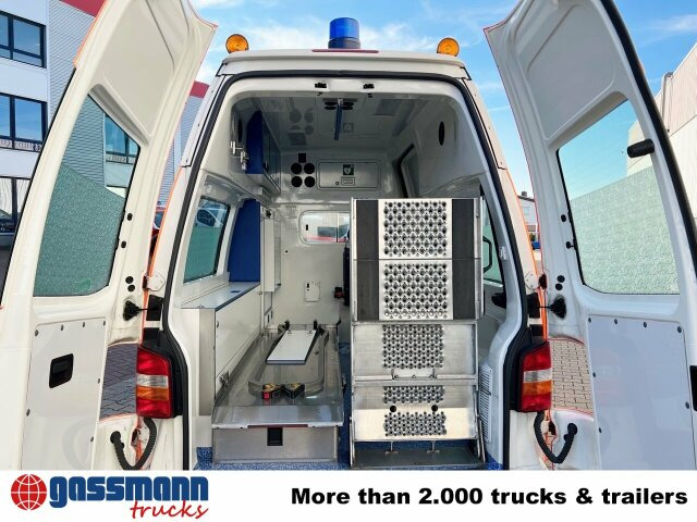 Volkswagen T5 2.5 TDI 4x2, Krankenwagen - Машина скорой помощи: фото 2 Volkswagen T5 2.5 TDI 4x2, Krankenwagen - Машина скорой помощи: фото 2