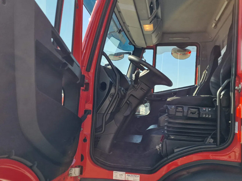 Грузовик с закрытым кузовом Iveco EuroCargo 160 210 - Isotherm box - Zepro loadlift - Low KM - Airco - Camera: фото 12 Грузовик с закрытым кузовом Iveco EuroCargo 160 210 - Isotherm box - Zepro loadlift - Low KM - Airco - Camera: фото 12