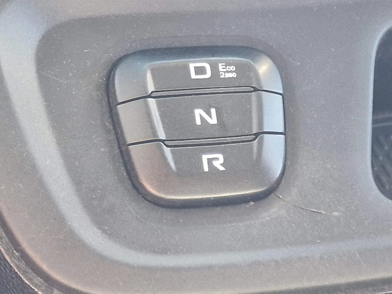 Грузовик с закрытым кузовом Iveco EuroCargo 160 210 - Isotherm box - Zepro loadlift - Low KM - Airco - Camera: фото 19 Грузовик с закрытым кузовом Iveco EuroCargo 160 210 - Isotherm box - Zepro loadlift - Low KM - Airco - Camera: фото 19