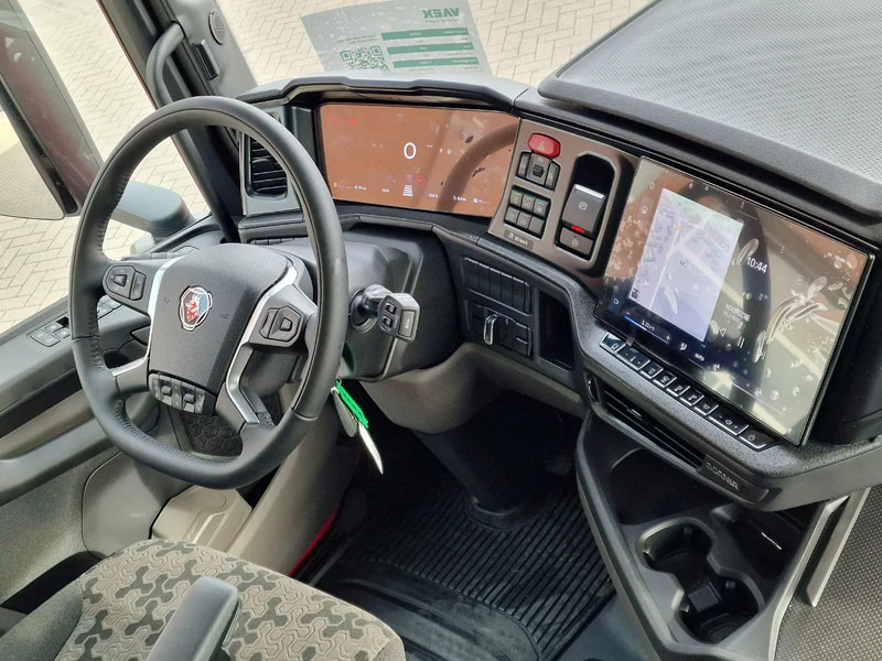 Тягач Scania S460 Highline 4x2 - Lowdeck - New - Retarder - Night clima - 2x tank - Led - Full spoiler: фото 11 Тягач Scania S460 Highline 4x2 - Lowdeck - New - Retarder - Night clima - 2x tank - Led - Full spoiler: фото 11