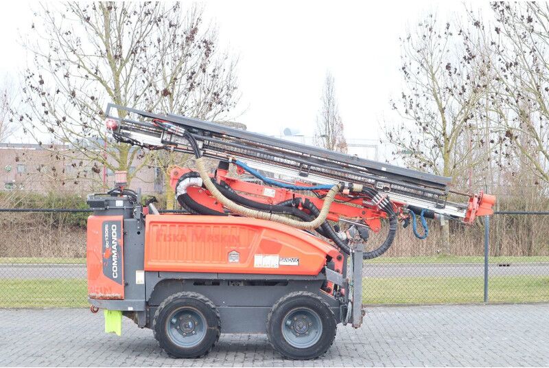 Sandvik COMMANDO DC130 Ri | SURFACE DRILLING RIG | REMOTE - Буровая машина: фото 4 Sandvik COMMANDO DC130 Ri | SURFACE DRILLING RIG | REMOTE - Буровая машина: фото 4