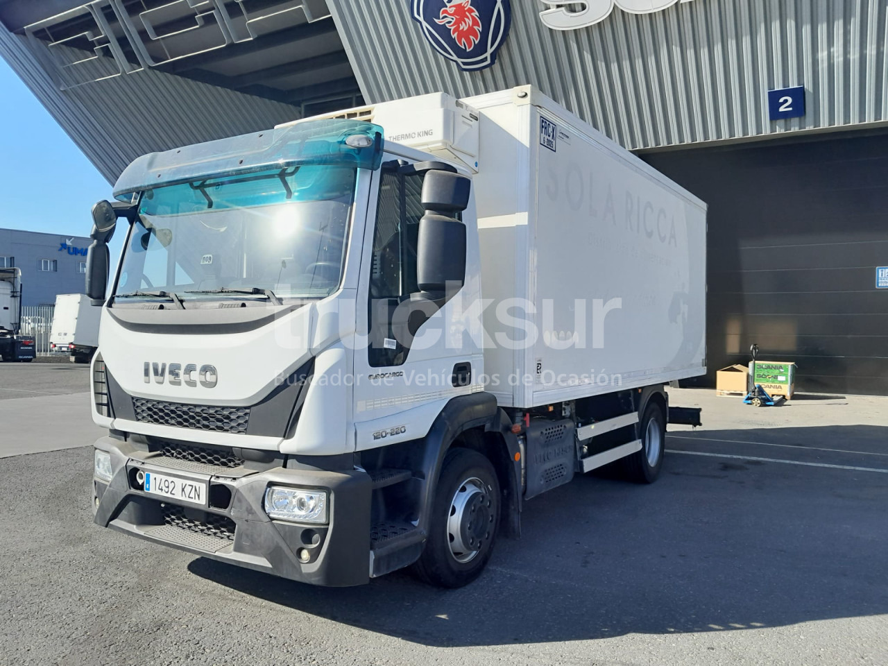 IVECO ML120E22 FRC-X - Грузовик с закрытым кузовом: фото 2 IVECO ML120E22 FRC-X - Грузовик с закрытым кузовом: фото 2