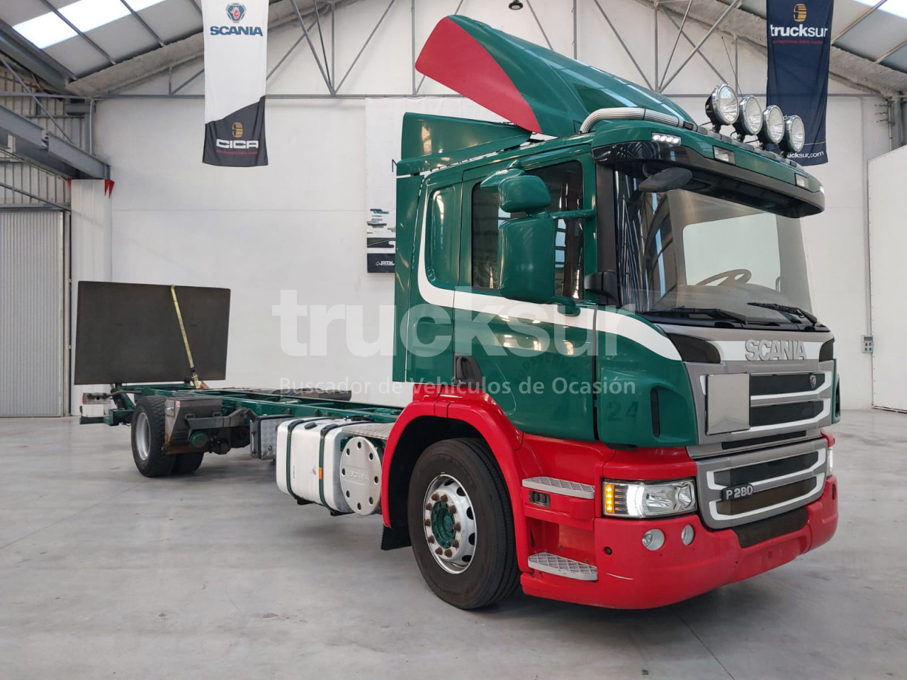 SCANIA P280.18 - Грузовик-шасси: фото 2 SCANIA P280.18 - Грузовик-шасси: фото 2