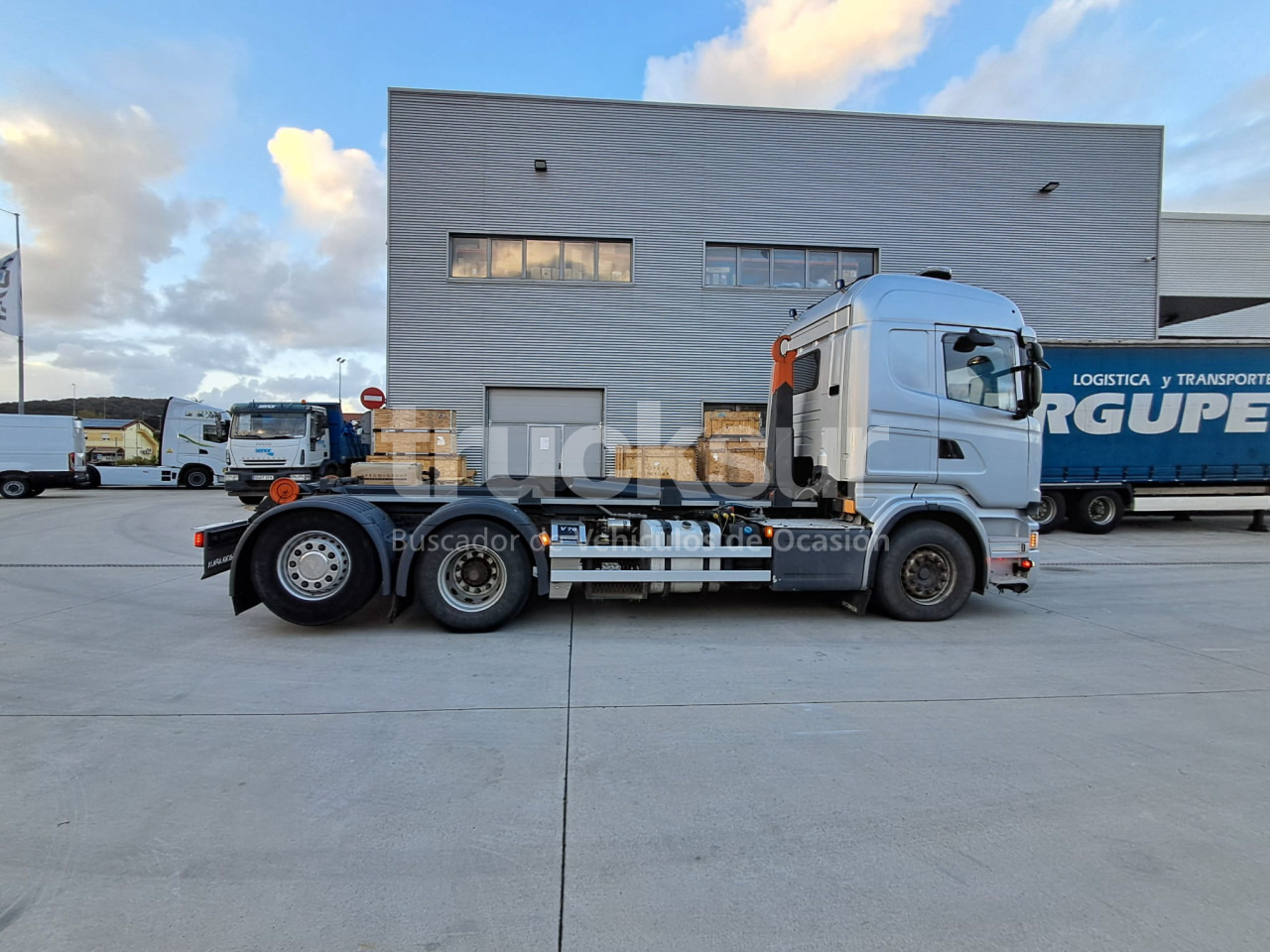 SCANIA R580.26 ejes 6x2*4 - Крюковой мультилифт: фото 4 SCANIA R580.26 ejes 6x2*4 - Крюковой мультилифт: фото 4