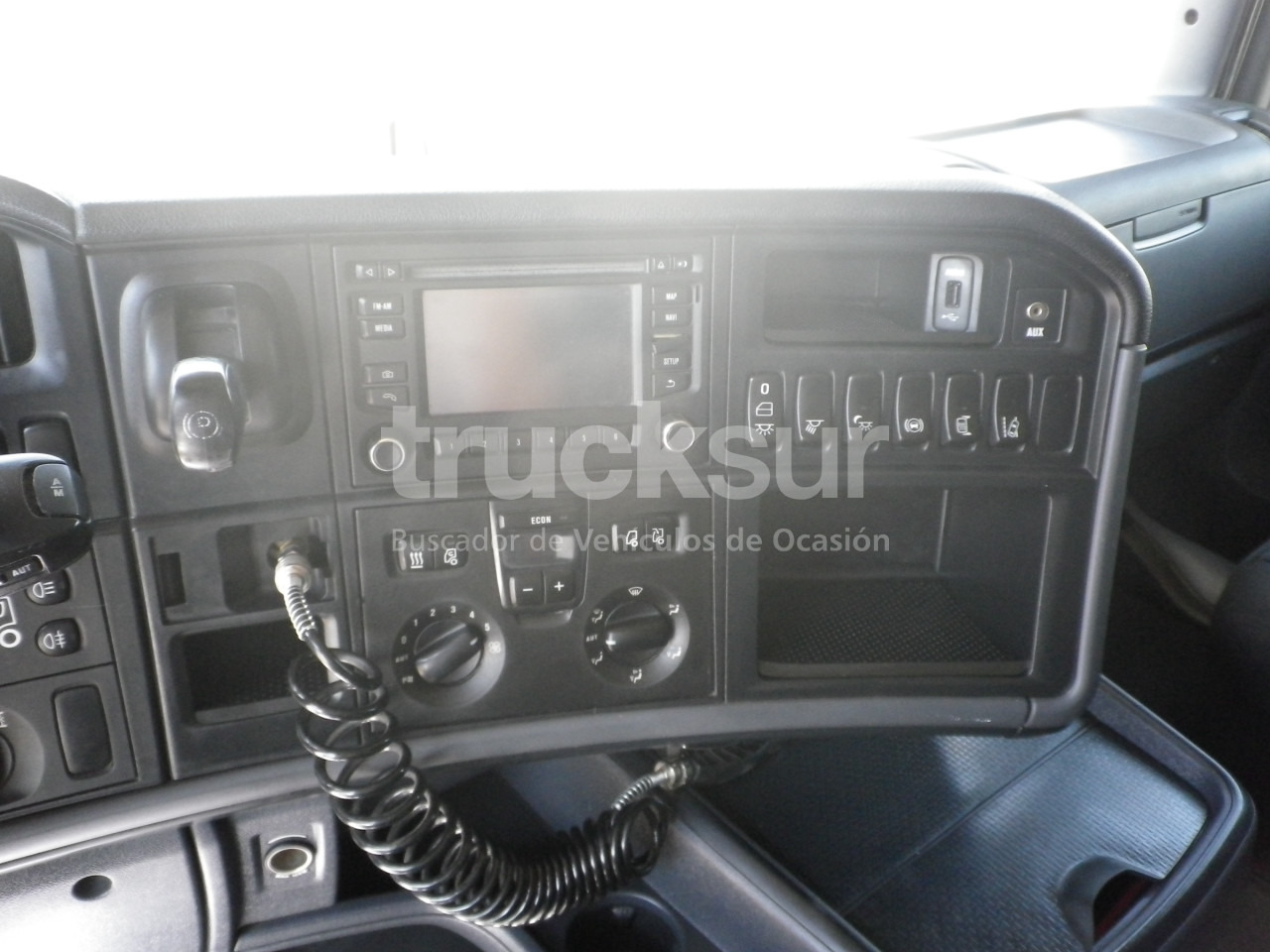 SCANIA R490 - Тягач: фото 5 SCANIA R490 - Тягач: фото 5