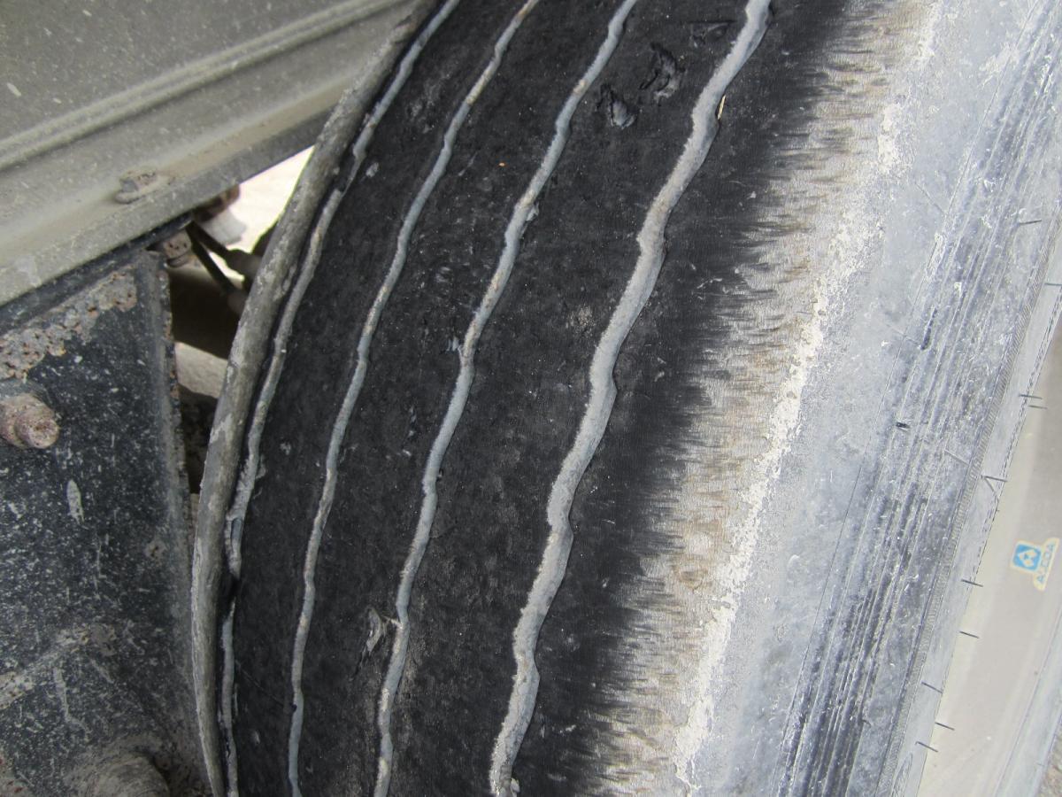 Benalu - Самосвальный полуприцеп: фото 2 Benalu - Самосвальный полуприцеп: фото 2