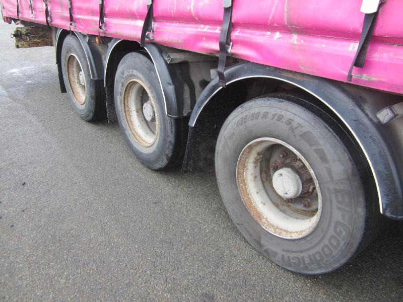 Fruehauf - Тентованный полуприцеп: фото 4 Fruehauf - Тентованный полуприцеп: фото 4