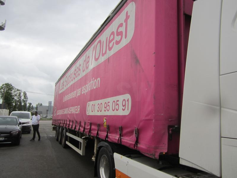 Fruehauf - Тентованный полуприцеп: фото 1 Fruehauf - Тентованный полуприцеп: фото 1