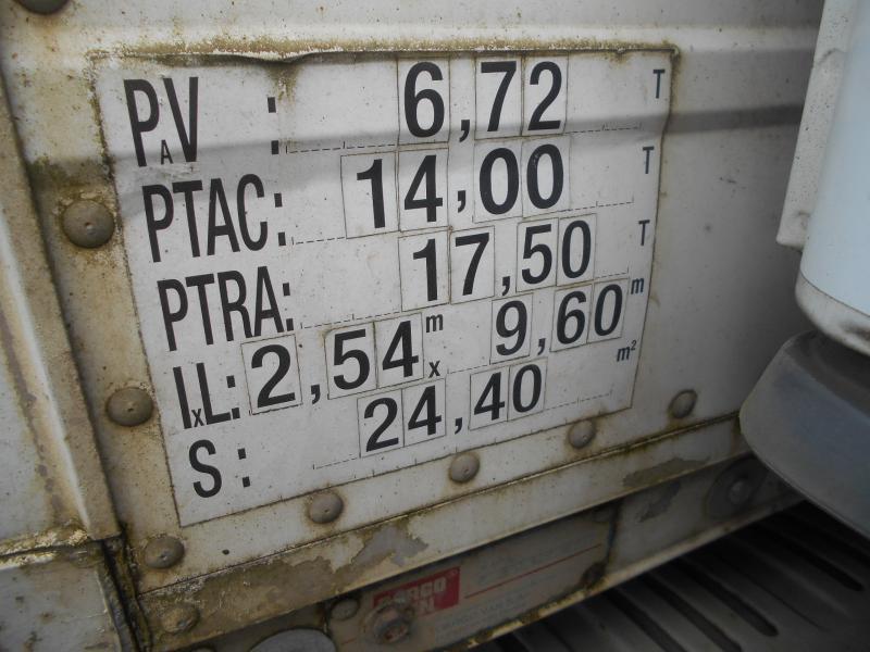 Iveco Eurocargo 140E25 - Грузовик с закрытым кузовом: фото 3 Iveco Eurocargo 140E25 - Грузовик с закрытым кузовом: фото 3