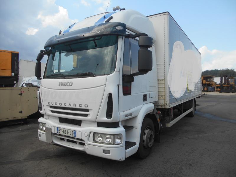Iveco Eurocargo 140E25 - Грузовик с закрытым кузовом: фото 1 Iveco Eurocargo 140E25 - Грузовик с закрытым кузовом: фото 1