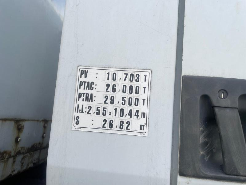 Renault Premium Lander 380.26 DXI - Грузовик бортовой/ Платформа: фото 5 Renault Premium Lander 380.26 DXI - Грузовик бортовой/ Платформа: фото 5