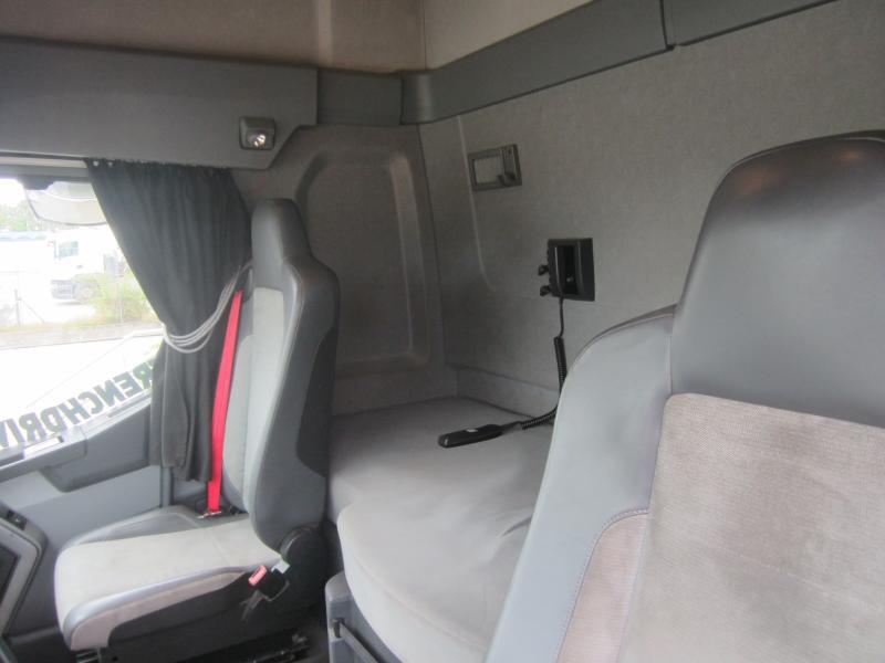 Тягач Renault Gamme T 440: фото 6 Тягач Renault Gamme T 440: фото 6