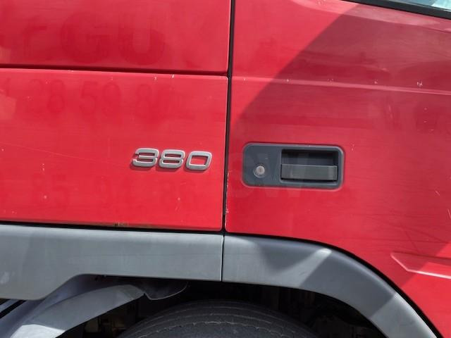 Volvo FM 380 - Крюковой мультилифт: фото 3 Volvo FM 380 - Крюковой мультилифт: фото 3