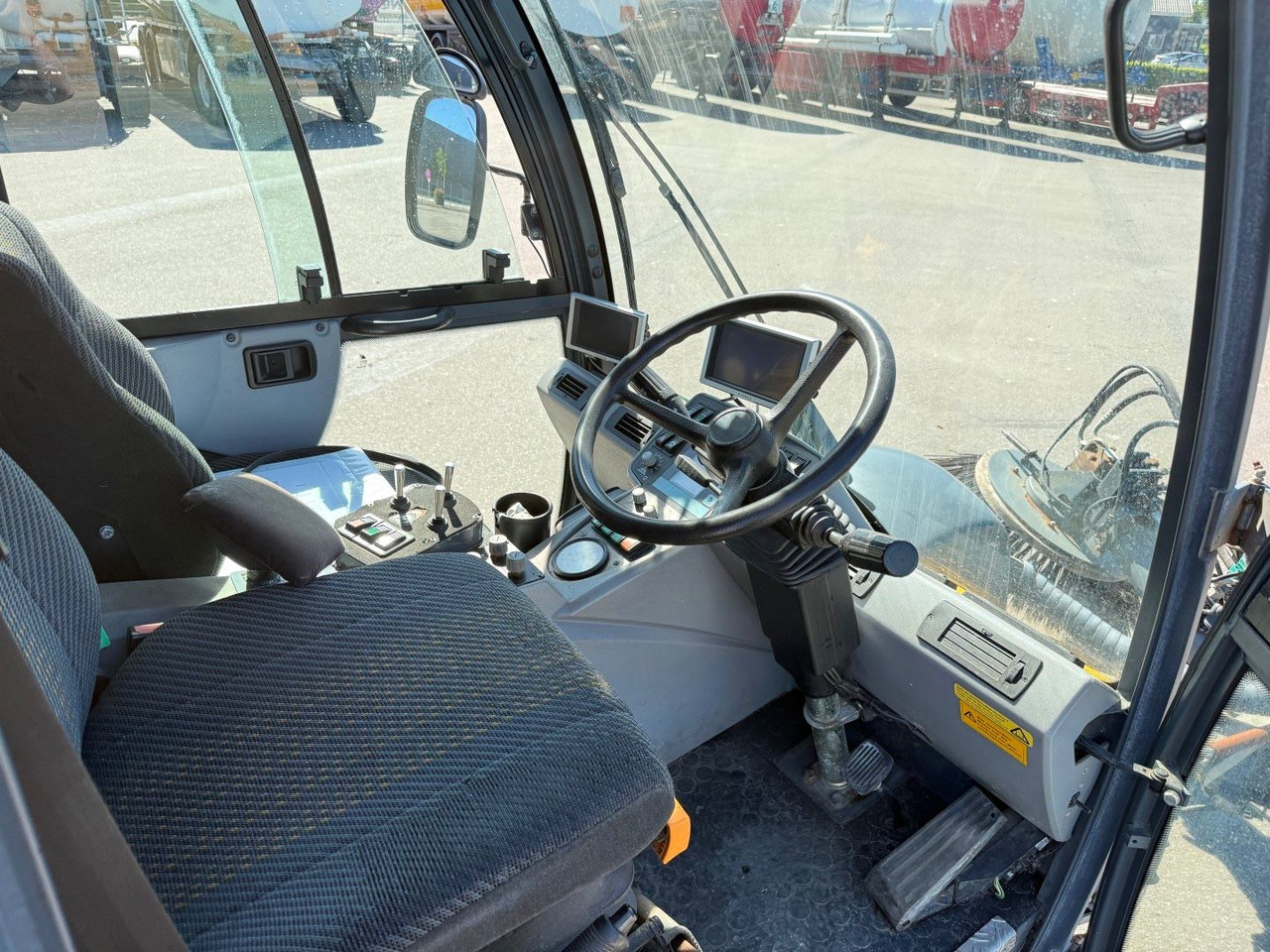 Hako Citymaster 2000 4x4 Euro 5 Kehrmaschine - Подметально-уборочная машина: фото 5 Hako Citymaster 2000 4x4 Euro 5 Kehrmaschine - Подметально-уборочная машина: фото 5