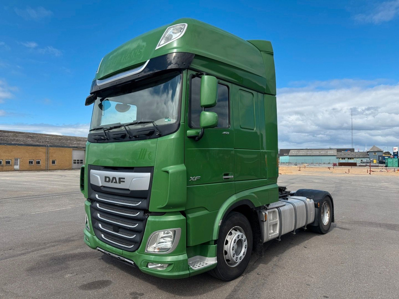 DAF XF 450 4x2 SSC Euro 6 - Тягач: фото 1 DAF XF 450 4x2 SSC Euro 6 - Тягач: фото 1