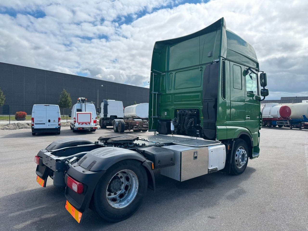 DAF XF 450 4x2 SSC Euro 6 - Тягач: фото 3 DAF XF 450 4x2 SSC Euro 6 - Тягач: фото 3