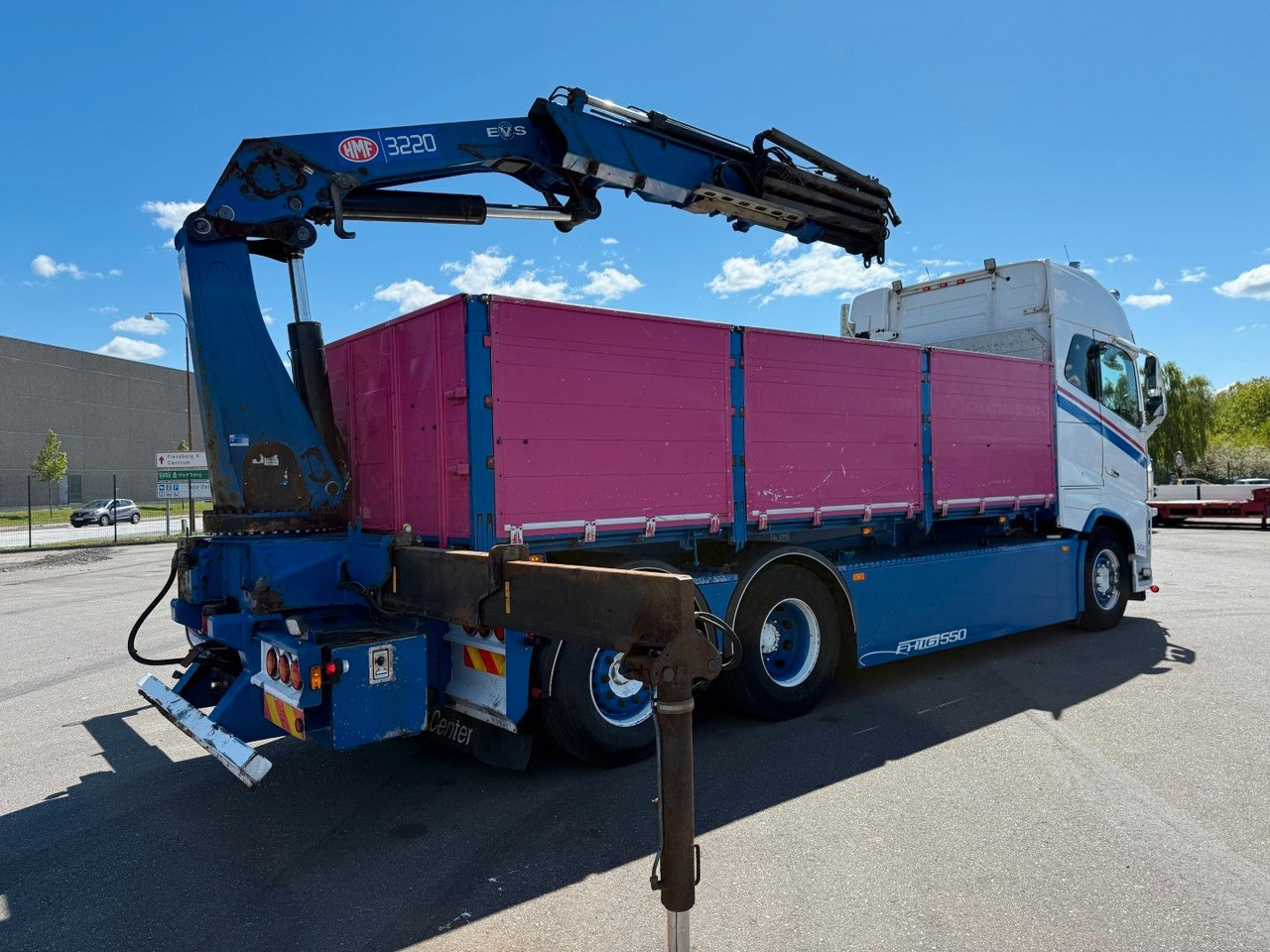 Volvo FH 16.550 6x2*4 / Crane HMF 3220K4 Euro 6 - Автоманипулятор: фото 4 Volvo FH 16.550 6x2*4 / Crane HMF 3220K4 Euro 6 - Автоманипулятор: фото 4