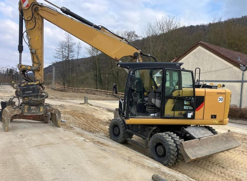 Колёсный экскаватор Caterpillar M316F: фото 1