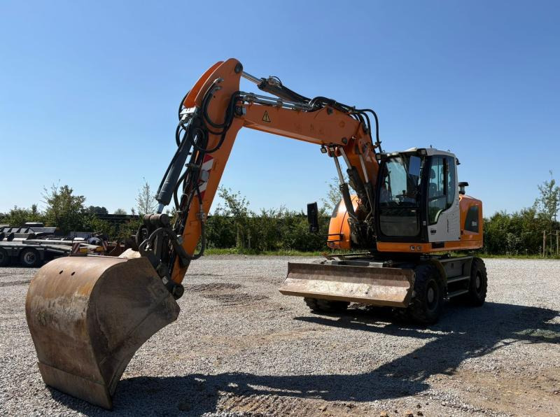 Liebherr A914 - Колёсный экскаватор: фото 2 Liebherr A914 - Колёсный экскаватор: фото 2