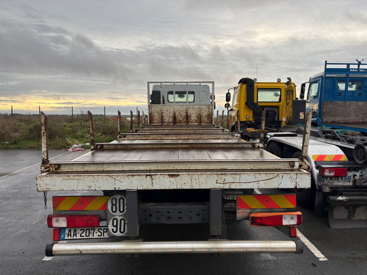 Renault Premium 370 DXI - Грузовик бортовой/ Платформа: фото 5 Renault Premium 370 DXI - Грузовик бортовой/ Платформа: фото 5