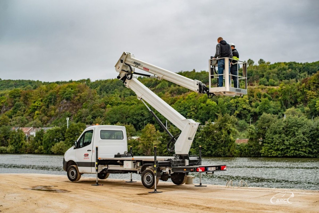 Mercedes-Benz Sprinter - Грузовик с подъемником: фото 4 Mercedes-Benz Sprinter - Грузовик с подъемником: фото 4