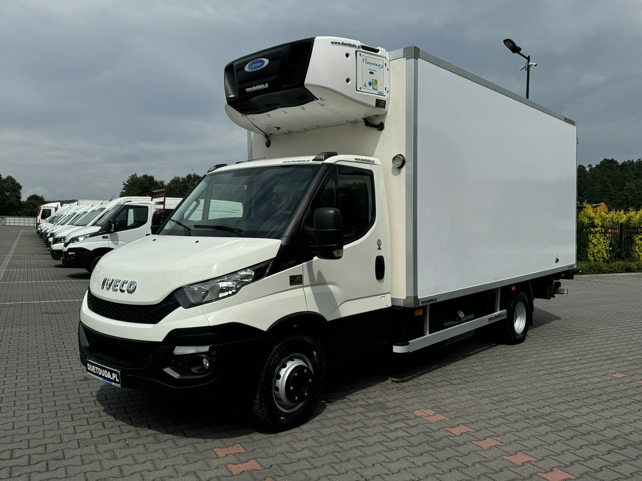 Iveco Daily 70C17 Mroźnia Agregat Carrier Supra 750 10-Palet + Winda - Фургон-рефрижератор: фото 3 Iveco Daily 70C17 Mroźnia Agregat Carrier Supra 750 10-Palet + Winda - Фургон-рефрижератор: фото 3