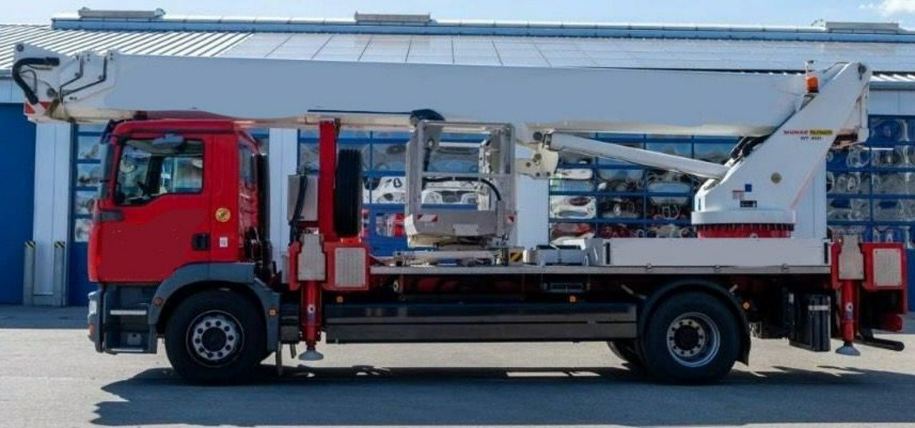 MAN TGM 18.280 Zwyżka WUMAG WT 450 Podnośnik Koszowy - Грузовик с подъемником: фото 1 MAN TGM 18.280 Zwyżka WUMAG WT 450 Podnośnik Koszowy - Грузовик с подъемником: фото 1