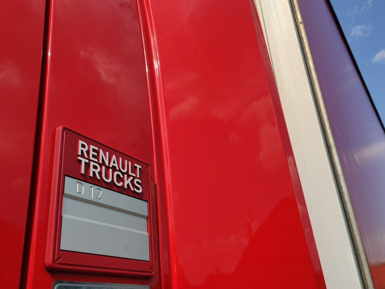 Renault D12.240 E6 Firana Tył Drzwi Dach Zsuwany Długa 830cm - Тентованный грузовик: фото 3 Renault D12.240 E6 Firana Tył Drzwi Dach Zsuwany Długa 830cm - Тентованный грузовик: фото 3