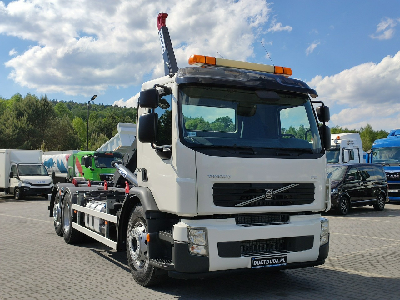 Volvo FE 26.300 Hakowiec Napęd 6x2 Oś Skrętna - Крюковой мультилифт: фото 5 Volvo FE 26.300 Hakowiec Napęd 6x2 Oś Skrętna - Крюковой мультилифт: фото 5