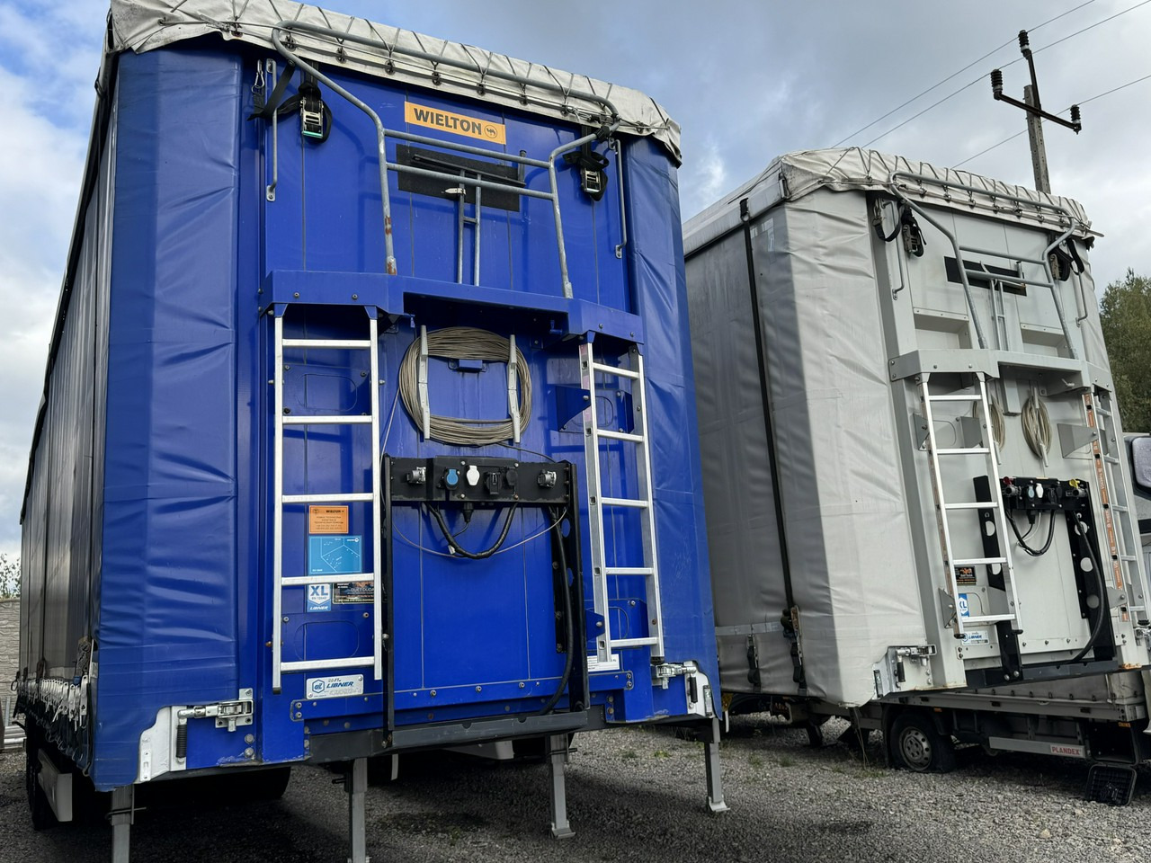 Wielton Standard na osiach SAF LIBNER DO PALET, ZRĄBKI, TROCIN - Тентованный полуприцеп: фото 2 Wielton Standard na osiach SAF LIBNER DO PALET, ZRĄBKI, TROCIN - Тентованный полуприцеп: фото 2