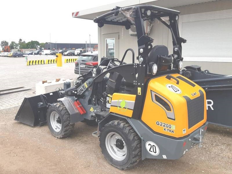 Giant G 2200 E X-Tra Elektro / electric - Мини-погрузчик с бортовым поворотом: фото 3 Giant G 2200 E X-Tra Elektro / electric - Мини-погрузчик с бортовым поворотом: фото 3