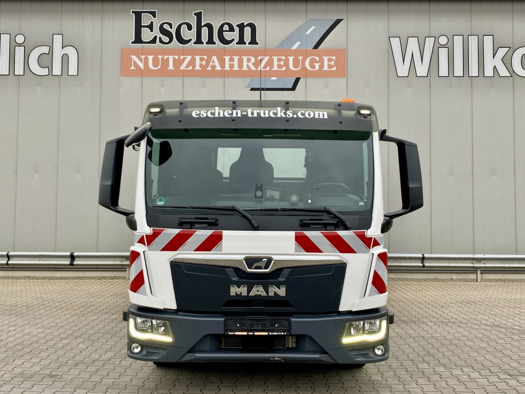 Самосвал MAN TGL 8.220 4x2 BB: фото 9 Самосвал MAN TGL 8.220 4x2 BB: фото 9