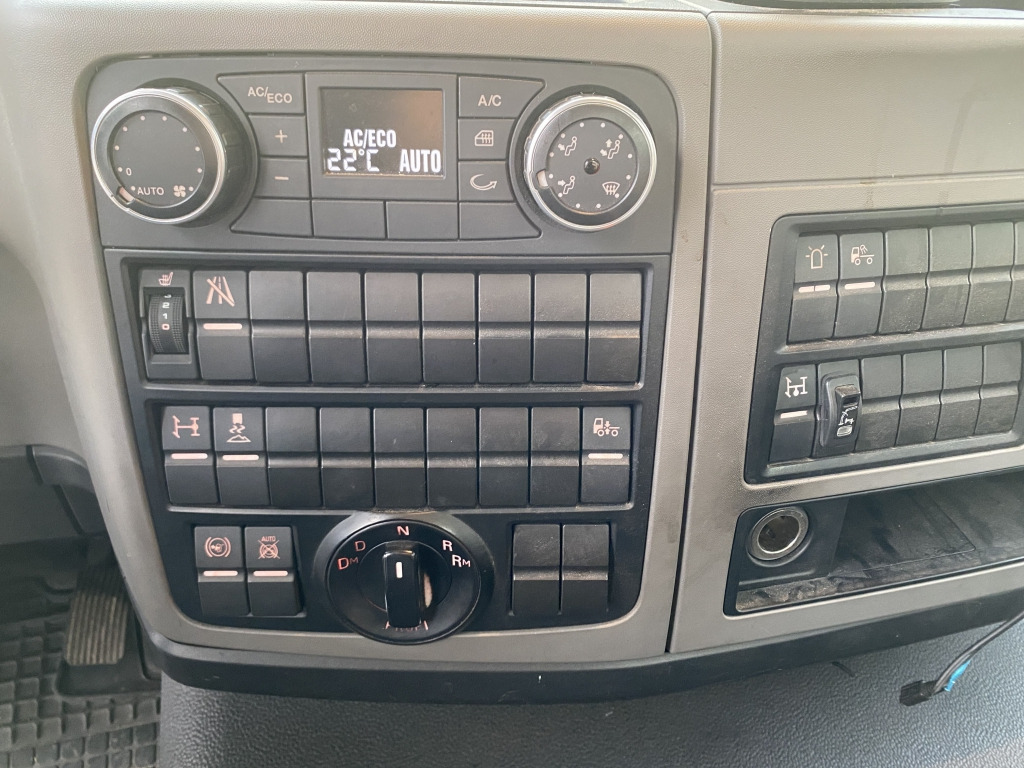 Грузовик бортовой/ Платформа, Автоманипулятор MAN TGM 18.320 4x2 BL / HIAB Heckkran: фото 11 Грузовик бортовой/ Платформа, Автоманипулятор MAN TGM 18.320 4x2 BL / HIAB Heckkran: фото 11