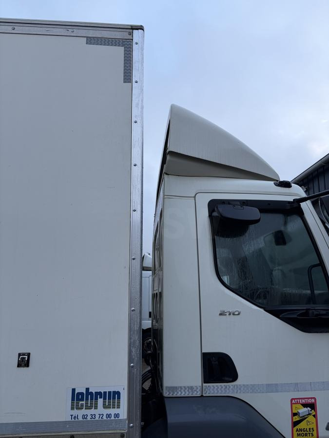 DAF LF 210 - Грузовик с закрытым кузовом: фото 2 DAF LF 210 - Грузовик с закрытым кузовом: фото 2