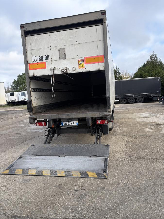 Полуприцеп-фургон Fruehauf: фото 7 Полуприцеп-фургон Fruehauf: фото 7