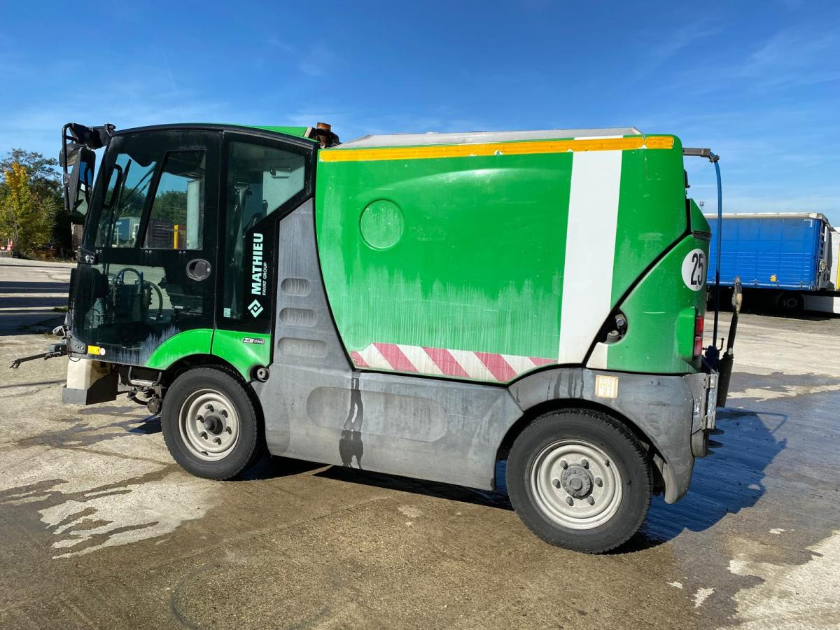 Mathieu Azura MC210 - Подметально-уборочная машина: фото 5 Mathieu Azura MC210 - Подметально-уборочная машина: фото 5