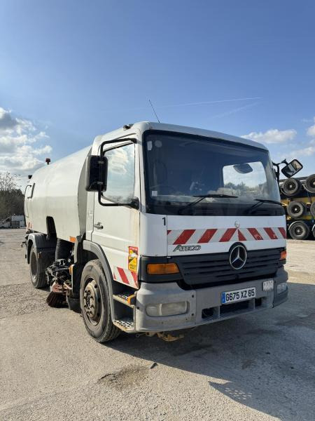 Mercedes Atego - Подметально-уборочная машина: фото 1 Mercedes Atego - Подметально-уборочная машина: фото 1