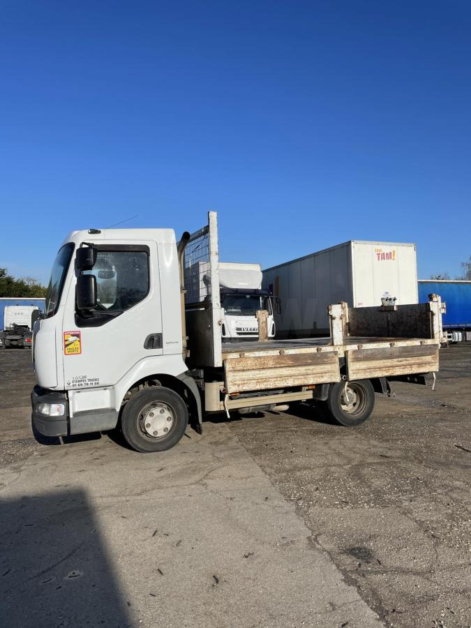 Renault Midlum 160 - Самосвал: фото 2 Renault Midlum 160 - Самосвал: фото 2