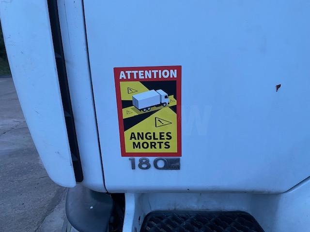 Renault Midlum 180 DXI - Грузовик с закрытым кузовом: фото 4 Renault Midlum 180 DXI - Грузовик с закрытым кузовом: фото 4