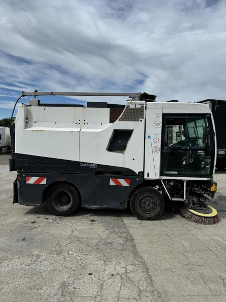 Schmidt Clingo 400 - Подметально-уборочная машина: фото 5 Schmidt Clingo 400 - Подметально-уборочная машина: фото 5