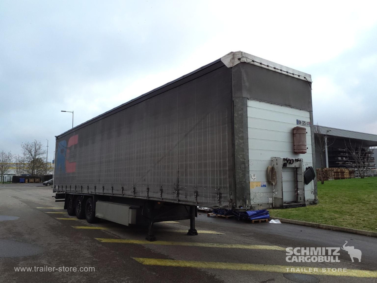 SCHMITZ Curtainsider Standard - Тентованный полуприцеп: фото 1 SCHMITZ Curtainsider Standard - Тентованный полуприцеп: фото 1