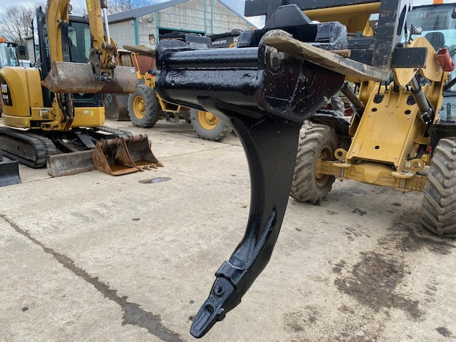 Arden QA 61/62/63 Ripper - Рыхлитель: фото 1 Arden QA 61/62/63 Ripper - Рыхлитель: фото 1