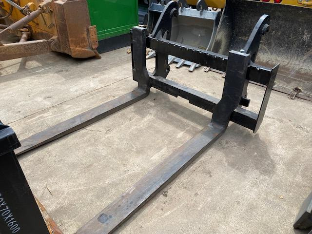 Cat 926-930-938 - Вилы для Строительной техники: фото 1 Cat 926-930-938 - Вилы для Строительной техники: фото 1