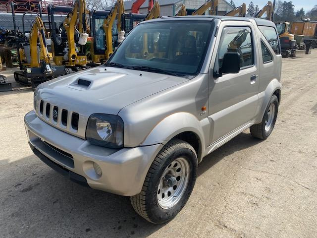 Suzuki Jimny - Легковой автомобиль: фото 1 Suzuki Jimny - Легковой автомобиль: фото 1