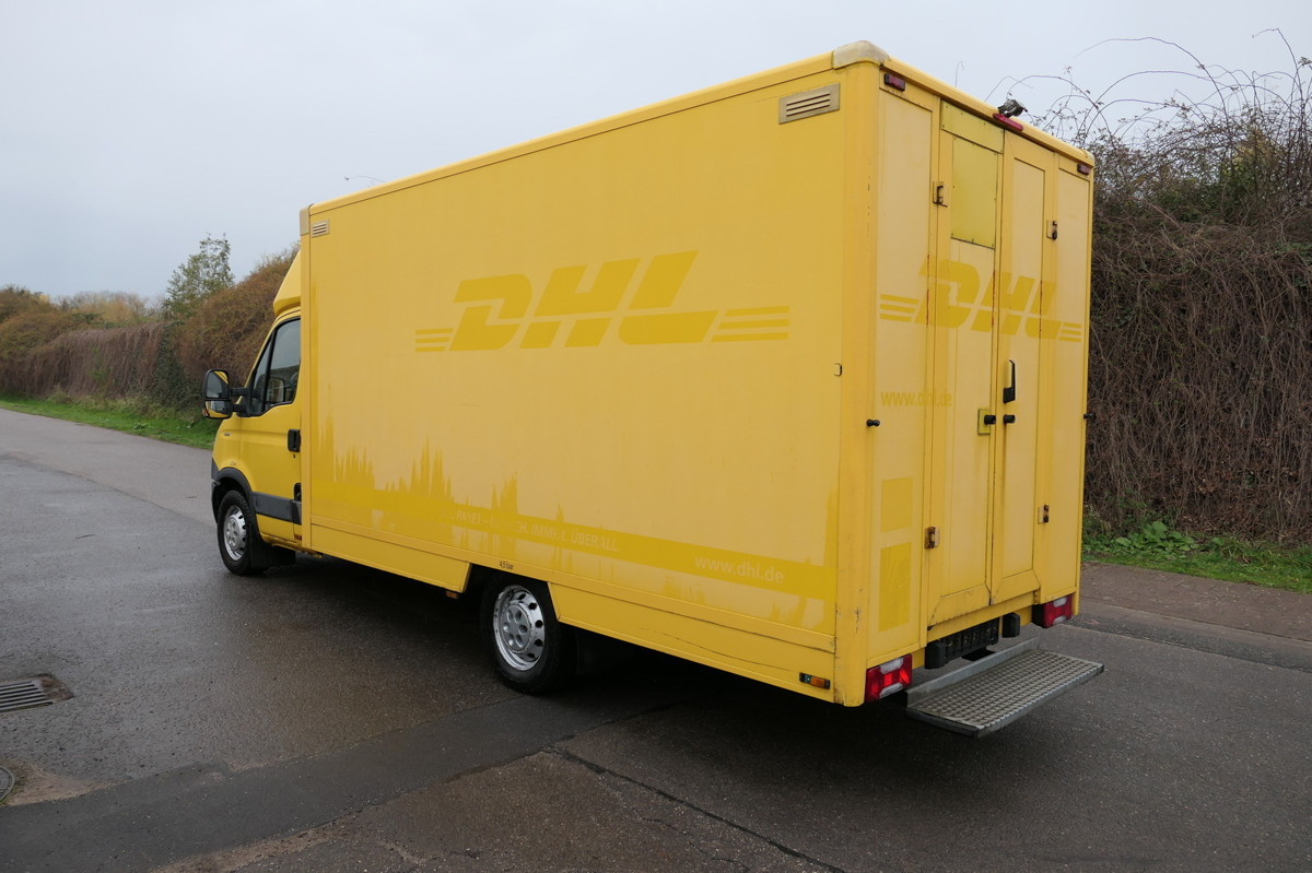 IVECO Daily 35 S11 C30C AUTOMATIK KAMERA Regale LUFT D - Фургон с закрытым кузовом: фото 4 IVECO Daily 35 S11 C30C AUTOMATIK KAMERA Regale LUFT D - Фургон с закрытым кузовом: фото 4