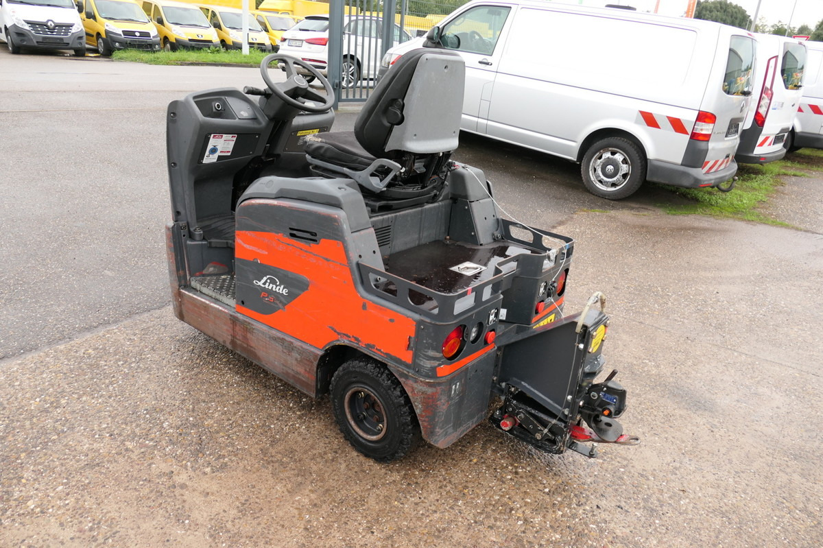 LINDE P 60 Z Schlepper Batterie 25/2017 - Складской тягач: фото 4 LINDE P 60 Z Schlepper Batterie 25/2017 - Складской тягач: фото 4