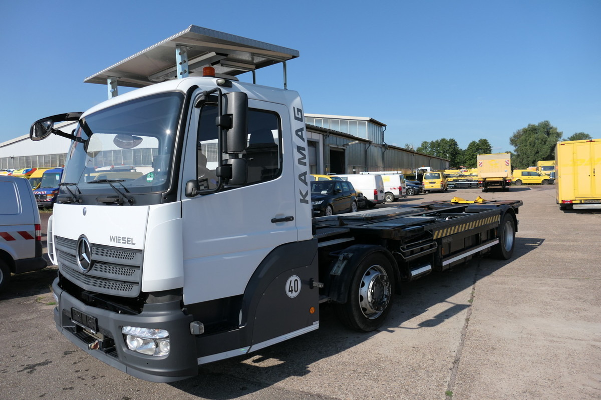 MERCEDES-BENZ Kamag Wiesel WBH 25 Wiesel Umsetzfahrzeug - Грузовик-контейнеровоз/ Сменный кузов: фото 1 MERCEDES-BENZ Kamag Wiesel WBH 25 Wiesel Umsetzfahrzeug - Грузовик-контейнеровоз/ Сменный кузов: фото 1